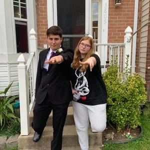 Meet your Posher, Danielle